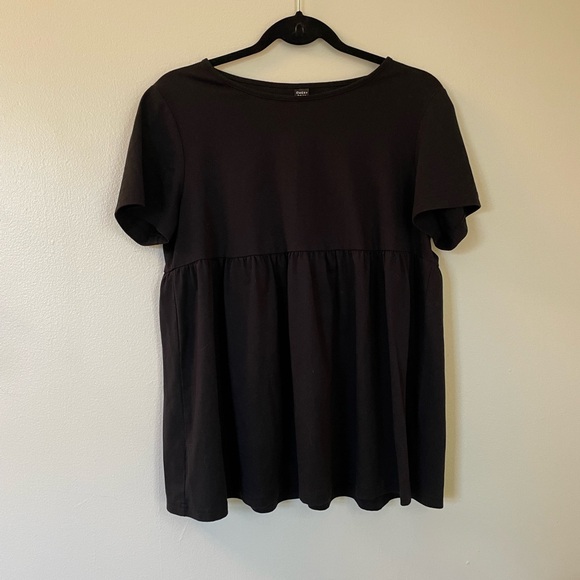 Emery Rose Tops - Emery Rose Black Top